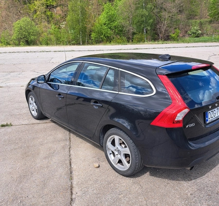 Volvo V60 cena 23500 przebieg: 248400, rok produkcji 2011 z Bogatynia małe 92